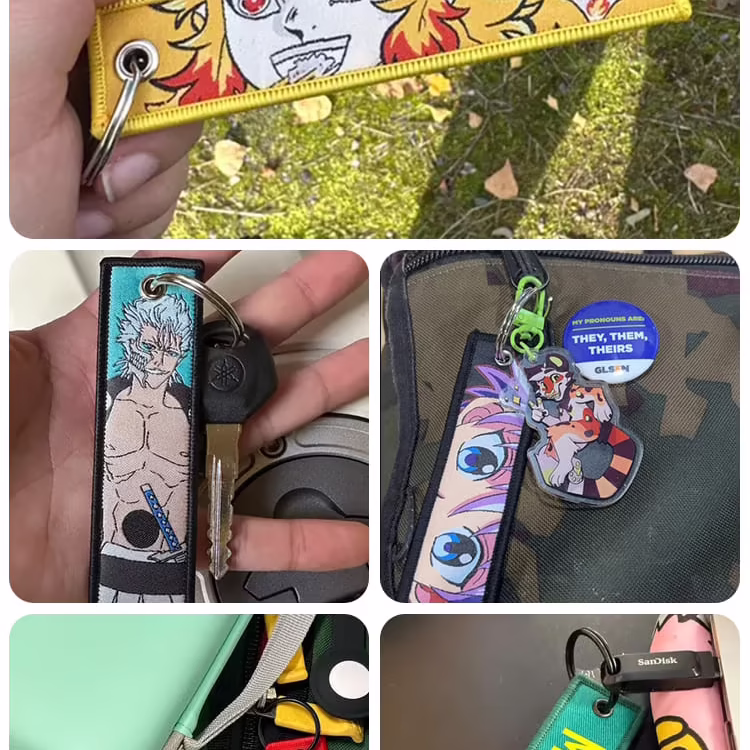 Custom Woven Tag Keychain-Display